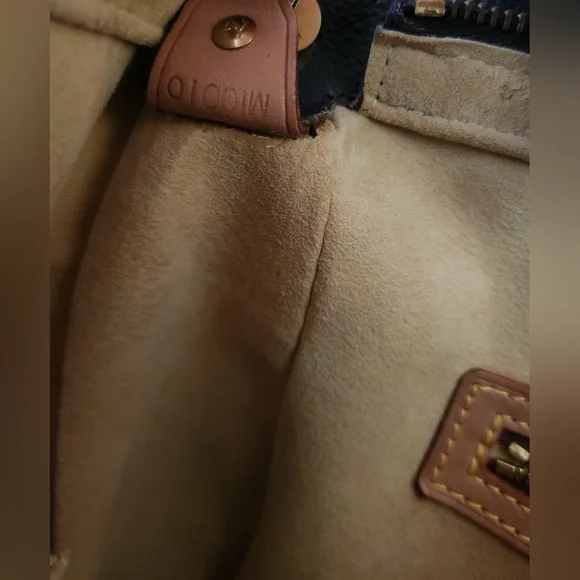 Amazing Condition! LV Monogram Looping GM Shoulder Bag. - Picture 2 of 16